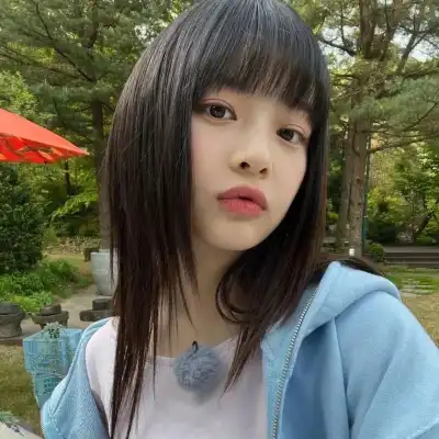 闻皎月